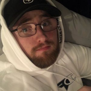 Meet your Posher, Kyle